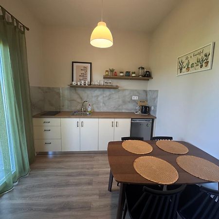 Olive Garden Studios & Apartments Acharavi  Ngoại thất bức ảnh